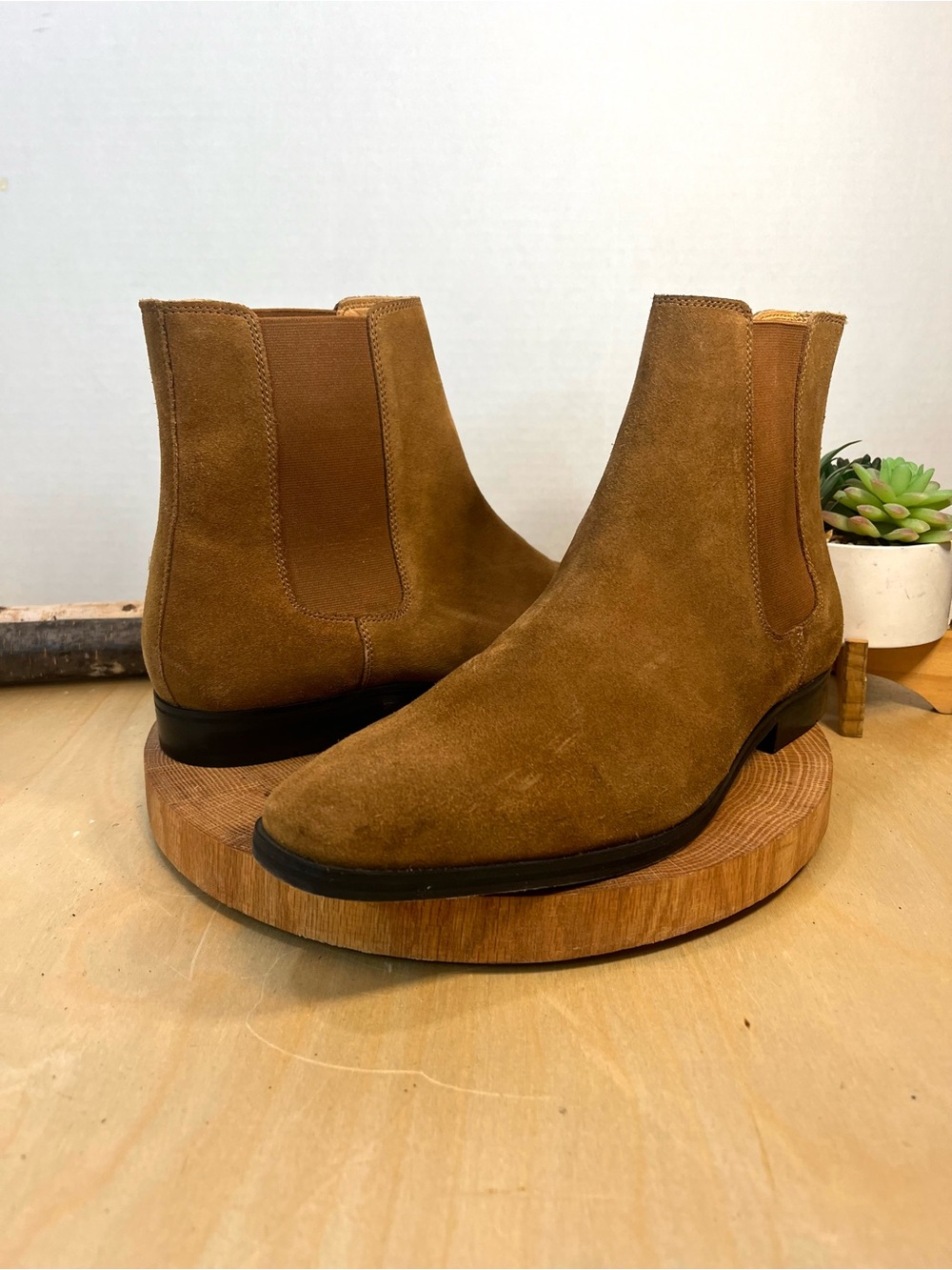 NWT Express Genuine Suede Chelsea Boots Cognac Brown Size 11